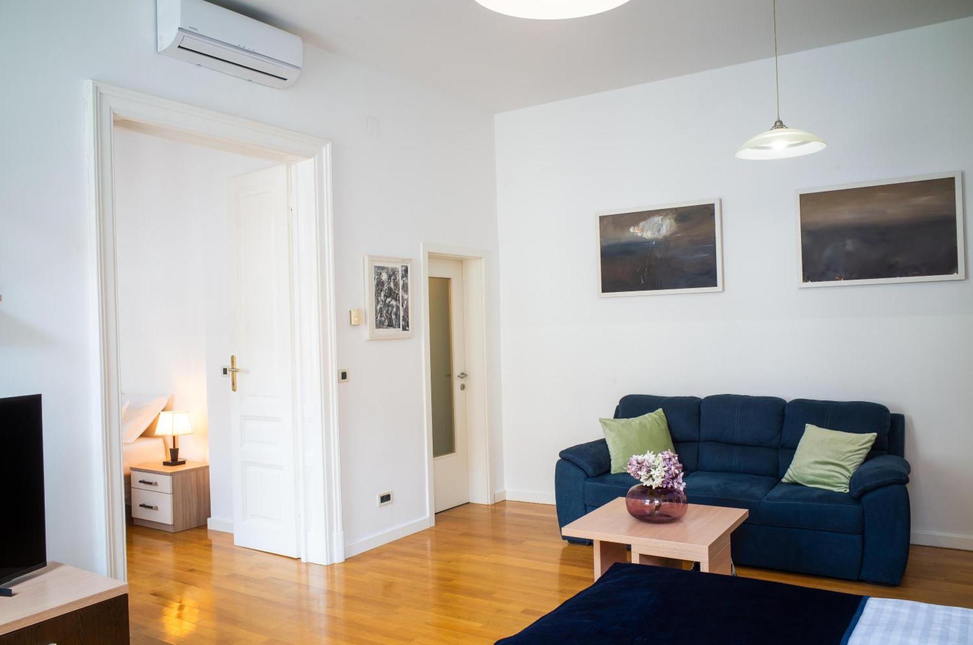 Apartment Korina - City Center Zagabria Esterno foto